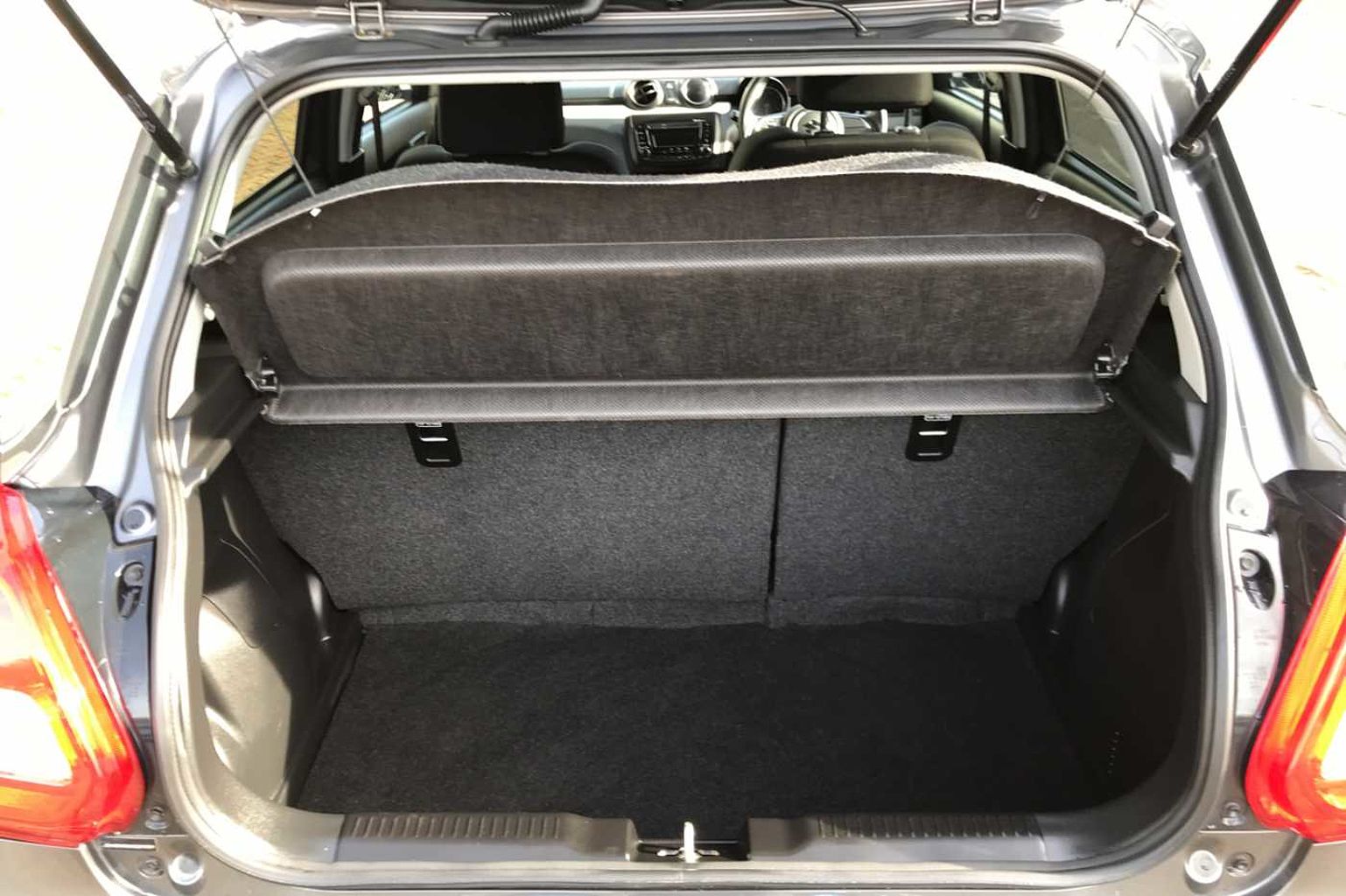 Suzuki Swift 5-Door Hatchback 1.2 Dualjet (90ps) Attitude