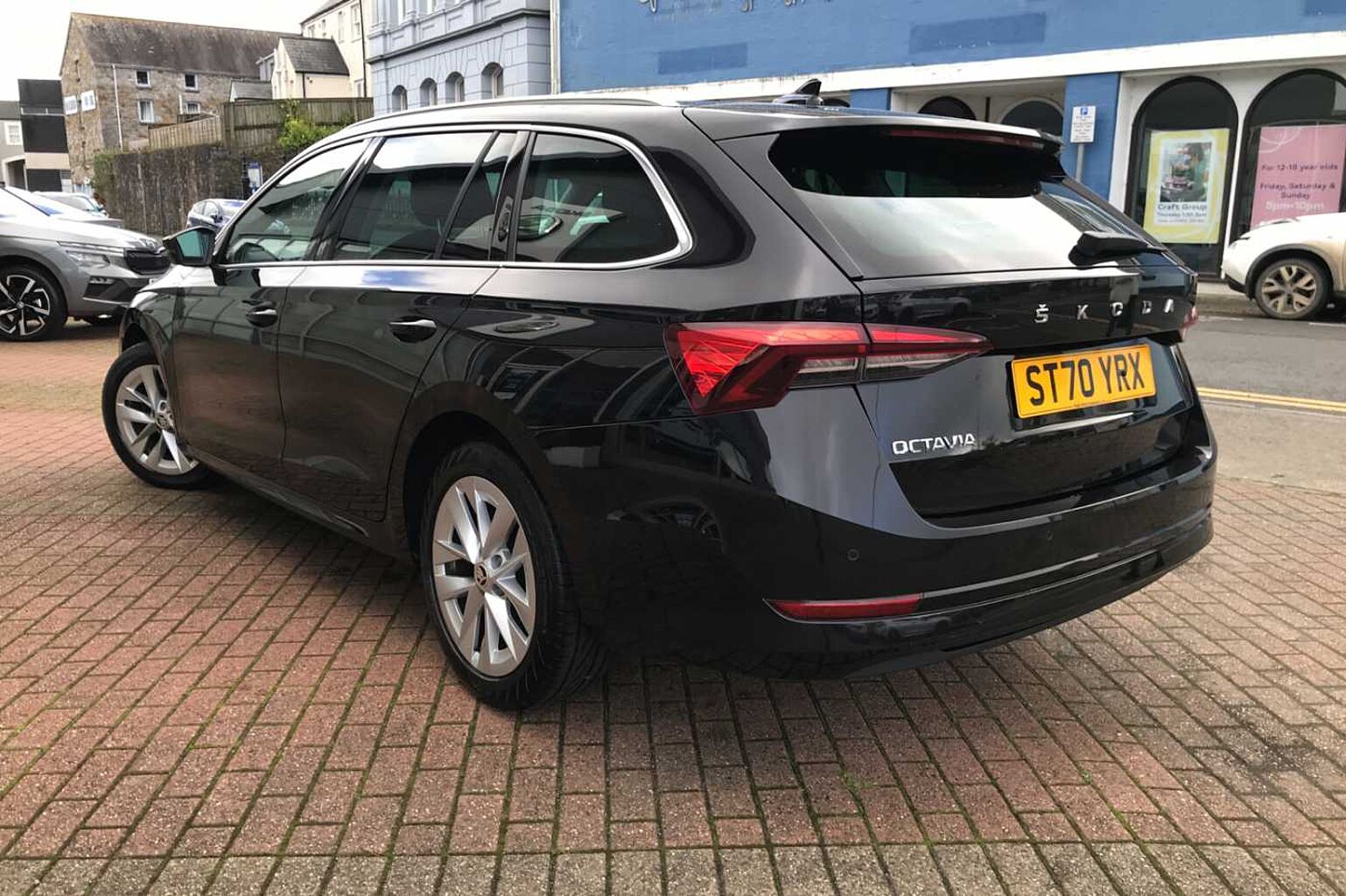 SKODA Octavia Estate (2017) 2.0 TDI (150PS) SE L