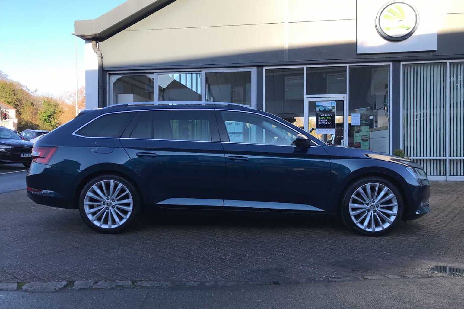 SKODA Superb 2.0 TDI SCR 190ps SE L Executive DSG Estate