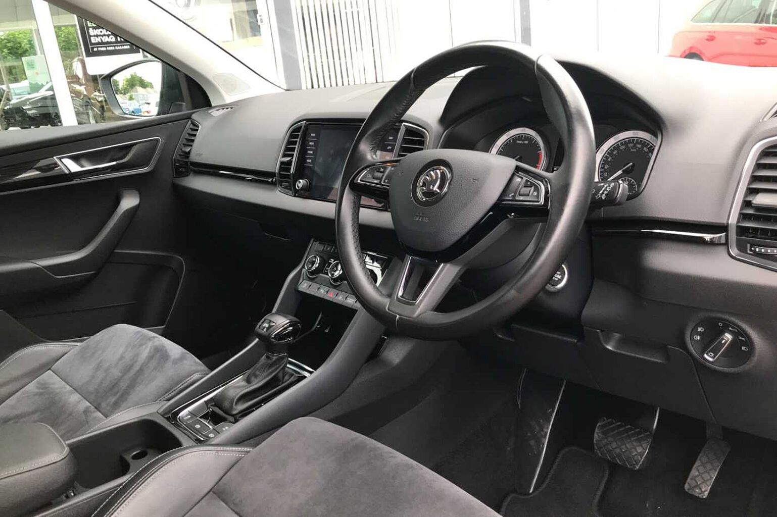 SKODA Karoq SUV 1.5 TSI (150ps) SE L DSG